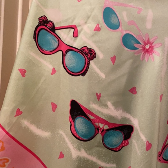 Blumarine silk scarf 🧣 - Picture 4 of 10